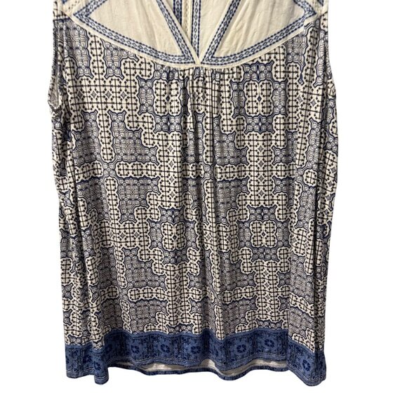 Eliane Rose Blue & Multi Geometric Sleeveless top  1X blouse - Picture 6 of 12